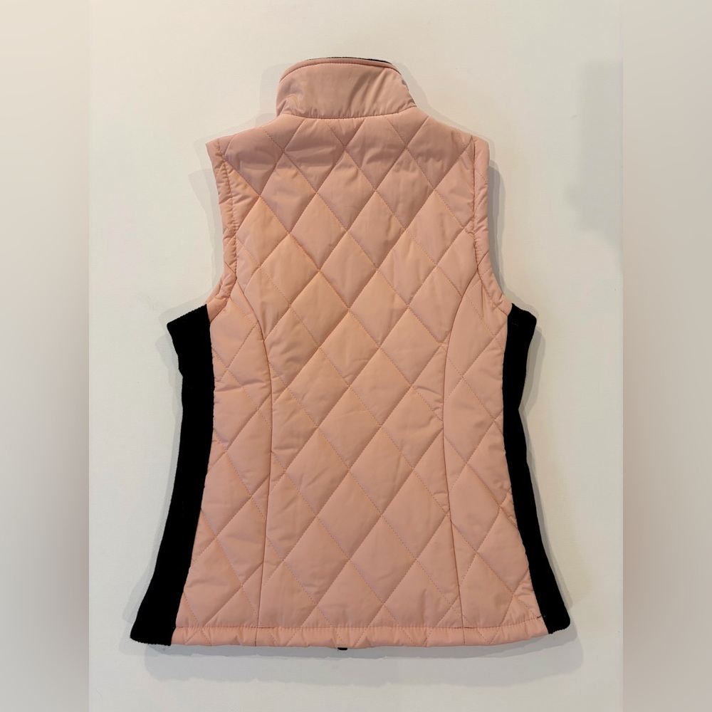 Workshop Republic Clothing Diamond Quilted Light Pink and Black Quilted Vest - Picture 10 of 12